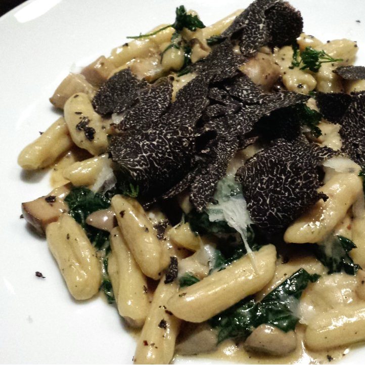 Isola Black Truffle Pate 3oz Truffles Truffle Pate Sliced