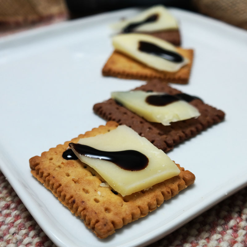 Isola Savory Treat Gifts Price Point 50 and Under Isola Imports